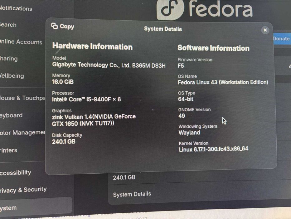 Calculator • i5-9400F • GTX 1650 4gb DDR5 • 16gb Ram • SSD 256gb Nvme