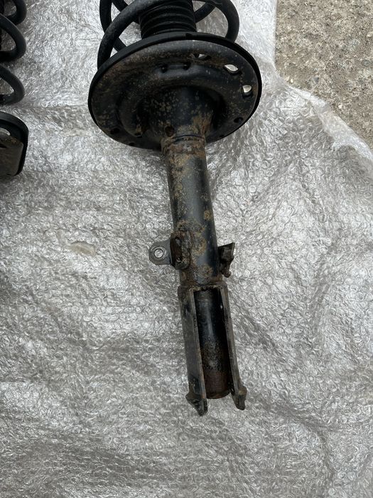 Стойки в сборе Camry 50