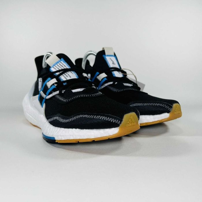 Оригинални маратонки * ADIDAS ULTRABOOST 22 PARLEY * EU38 2/3