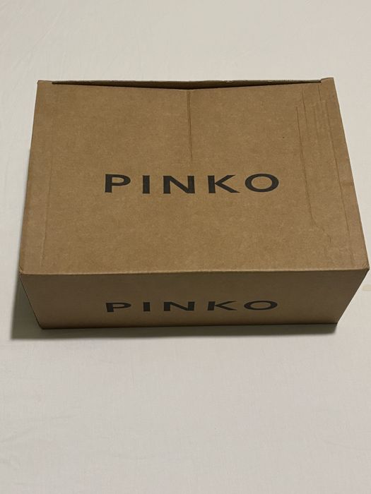 Pinko чанта бяла