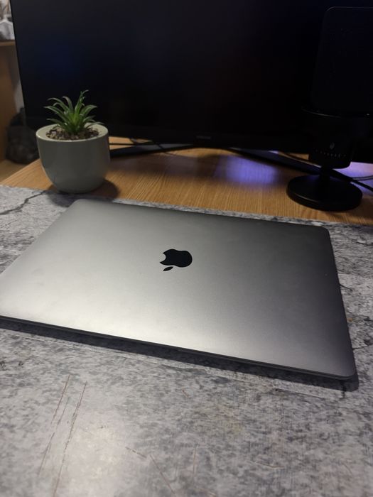 MacBook AIR 2018