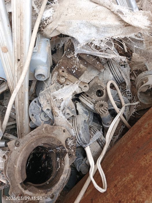 Alumin sotiladi mashinani porshinlari