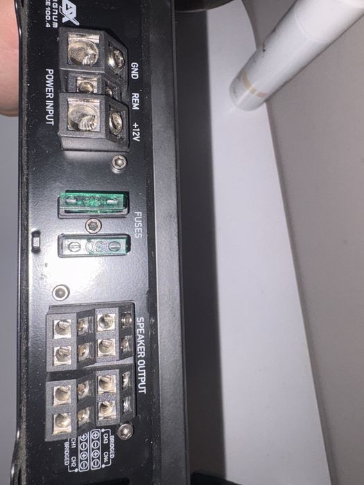 Vand amplificator ESX signum SXE 100.4
