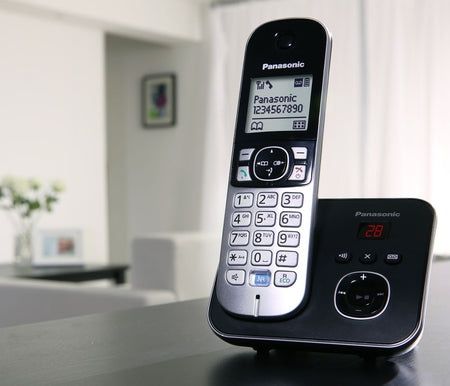 Оригинальный радиотелефон Panasonic с автоответчиком