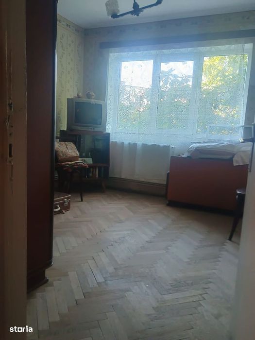 Apartament 3 camere, zona OBOR