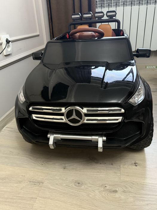 Продам детский автомобиль