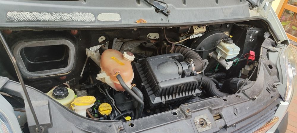 Autoutilitara Opel Movano 2.5 diesel 2007 Basculanta pe 3 parti