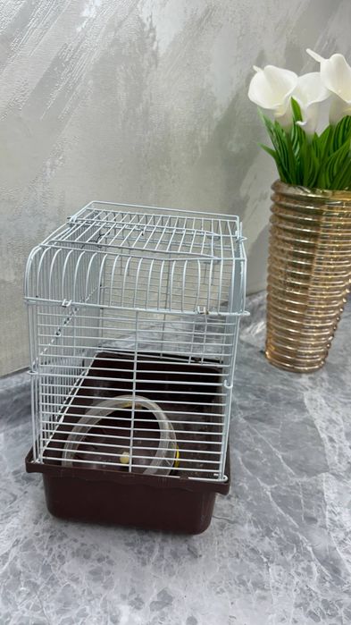 Hamyak uchun hayvon boqish uchun qafas