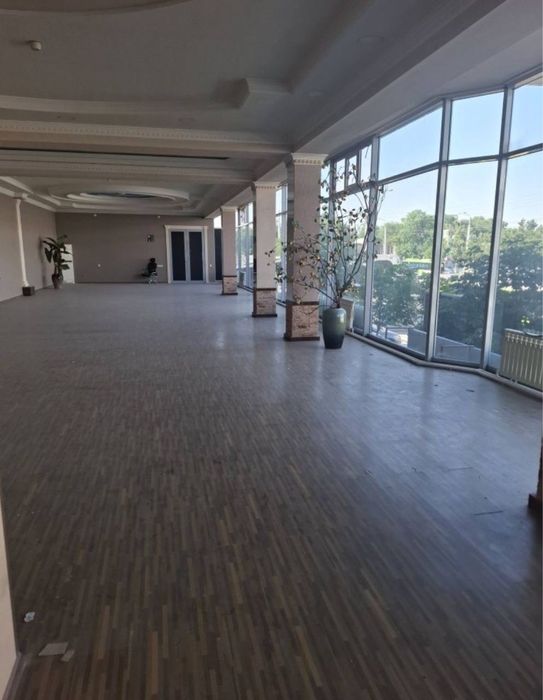 Срочно аренда офис Showroom 240 кв м Вдоль дороги Сурер Цена!