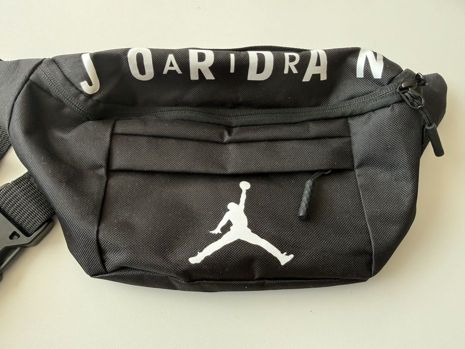 Чантичка Nike Jordan