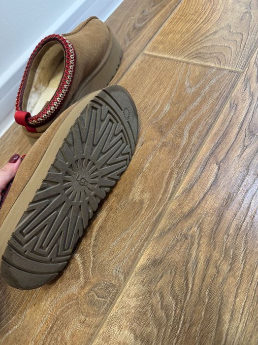 100% Оригинални Дамски чехли UGG TAZZ