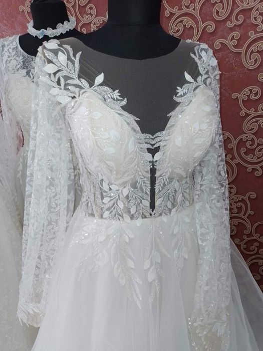 Rochie de mireasa simpla - model frunze - A-line/prințesă (preț negoci