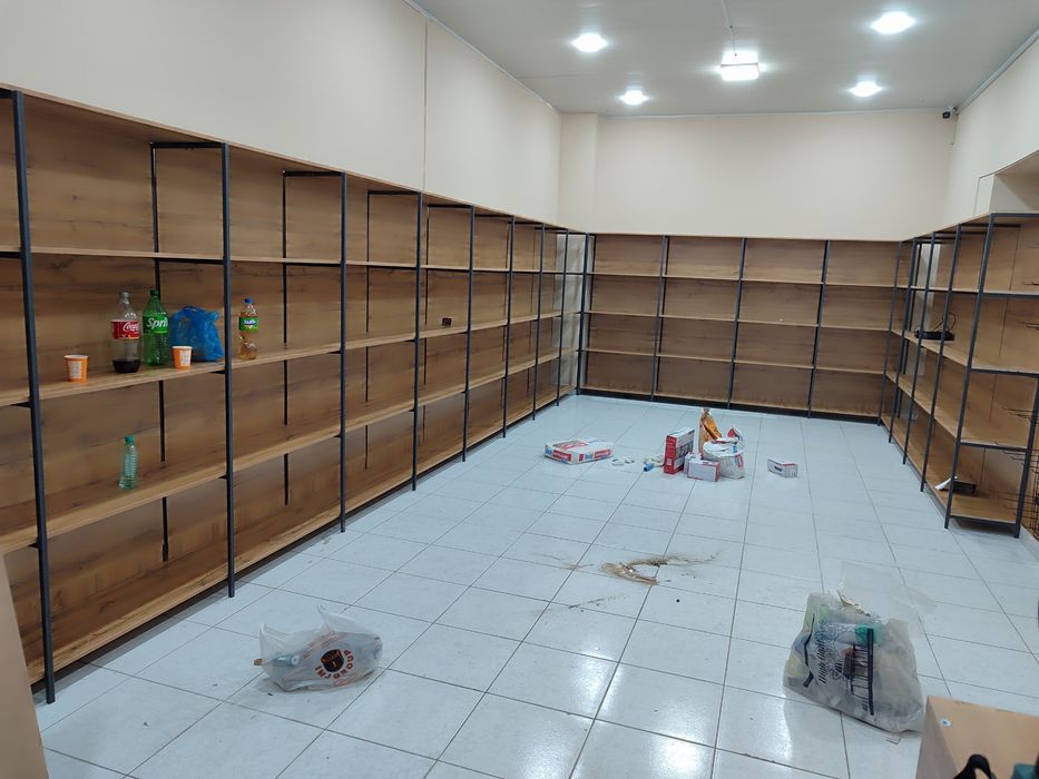 Заказга полка витриналар