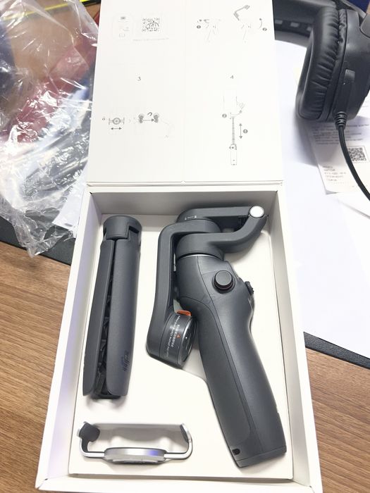 Стабилизатор для смартфона DJI OSMO 6