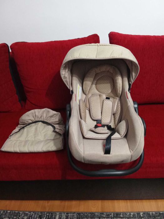 Vand scaun mașină bebeluș