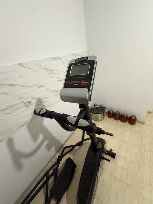 Эллиптический тренажер