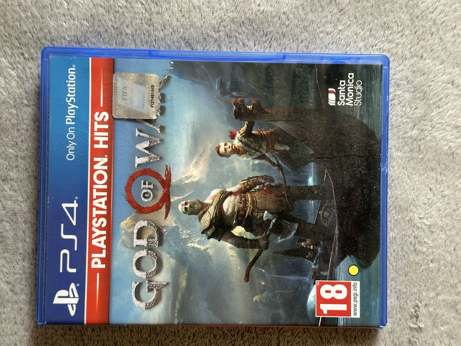 Ps 4 slim с два контролера