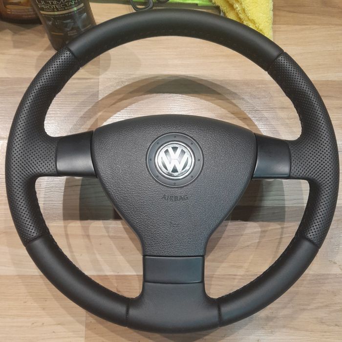 Продавам волан за Golf 5 , Passat b6