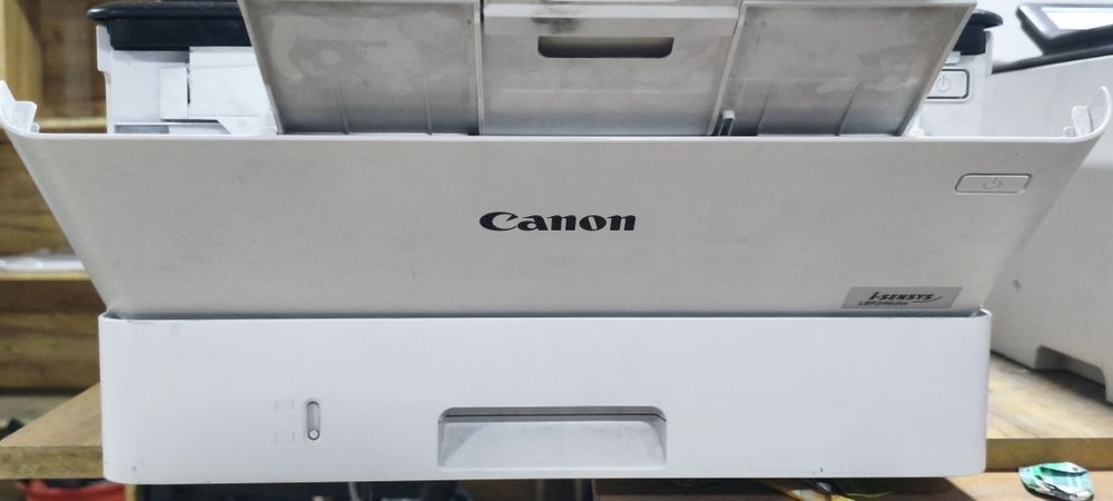 Canon lbp 246 dw
