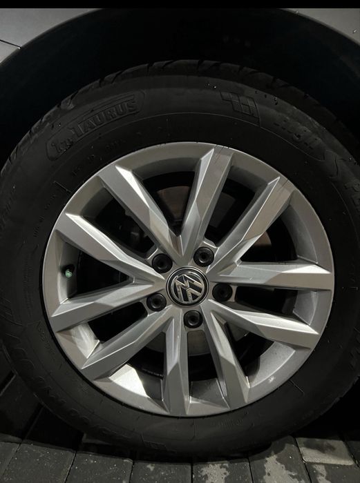 Anvelope Cauciucuri Vara Taurus High Performance 215/60/16