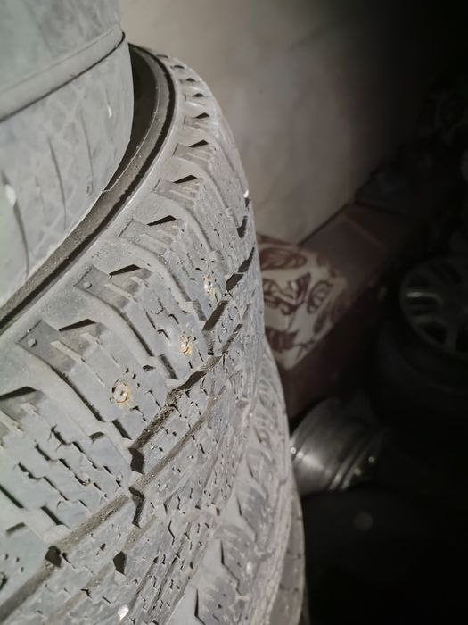 продам шины 2 комплекта