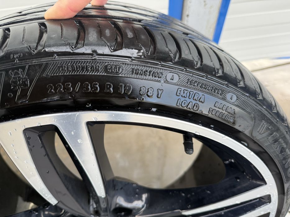 Vănd rotii in 2 latimi