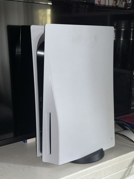 Продаю Playstation 5