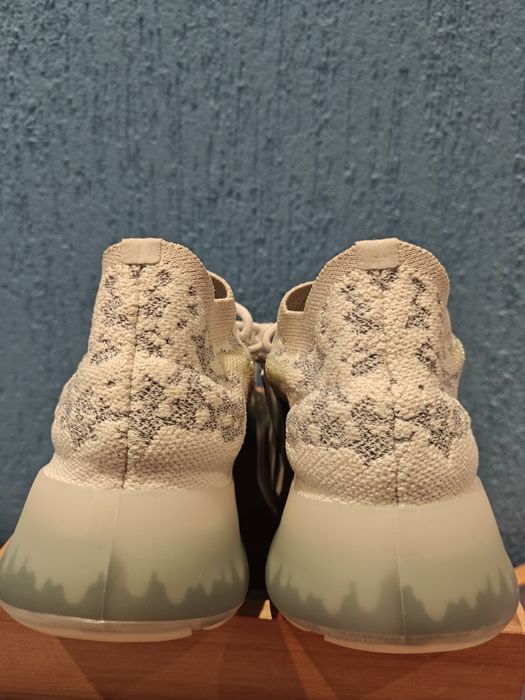 Yeezy Boost 380 nr 42 2/3