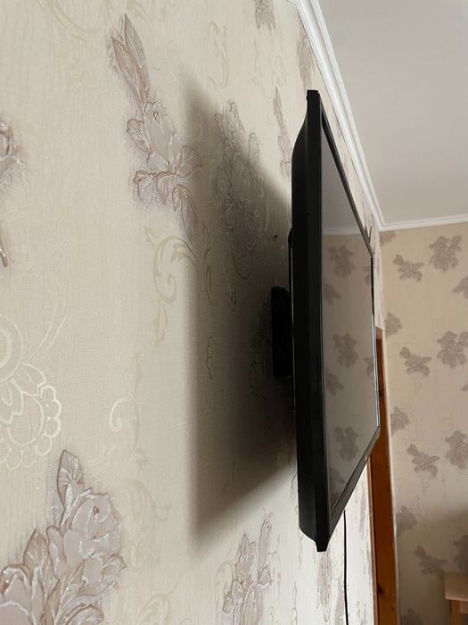 Продам телевизор