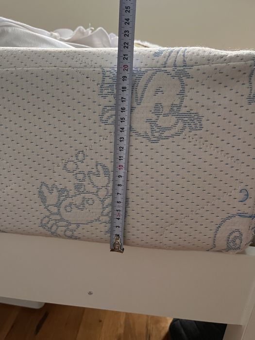 Ikea легло и бюро