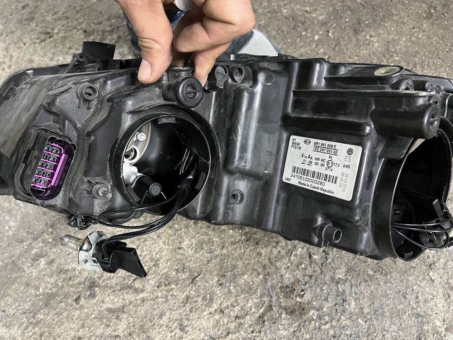 Фар VW Polo 09- ляв и десен