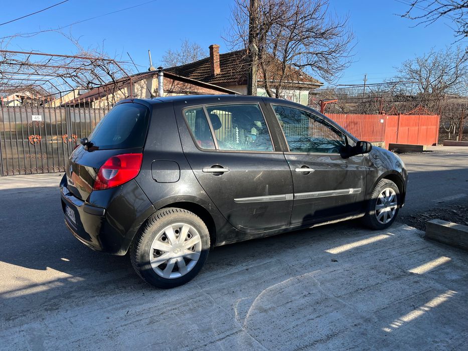 Vând Renault Clio 3