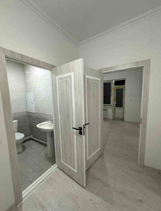 Yashnabod tumani olmos mahallasi 3/10/16 srochna sotiladi