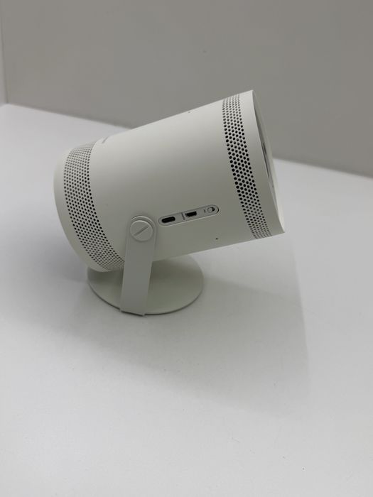 Videoproiector SAMSUNG The Freestyle 2nd Gen SP-LFF3CLAXXX, ca nou