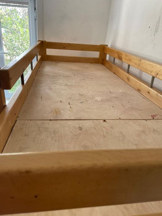 Продам двухъяростный детский кровать