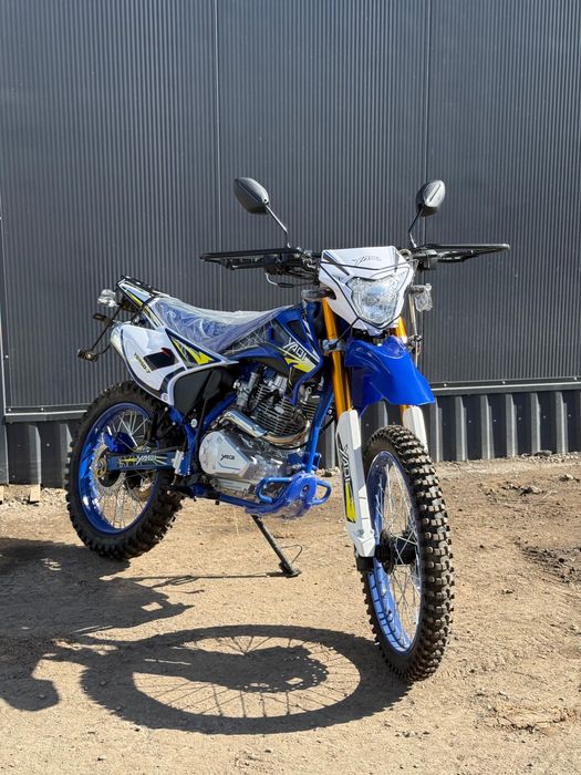 Мотоцыкл.     Yaqi