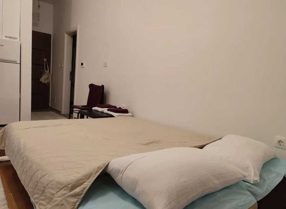 Дава се под наем Двустаен апартамент в Пловдив, Сточна гара - 60 кв.м за 255 € - Снимка #3