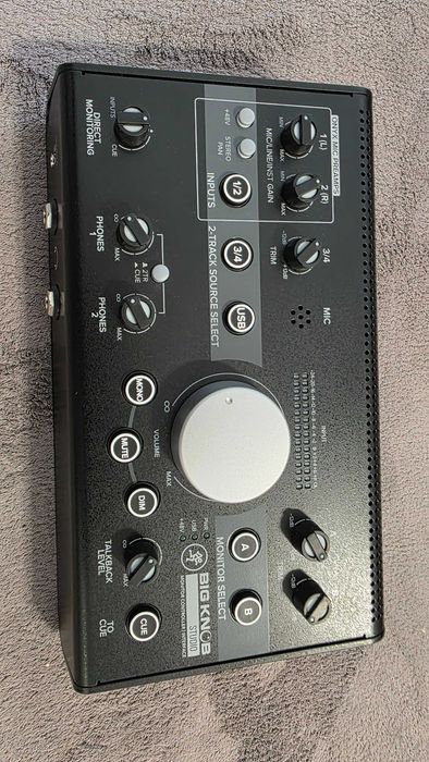 Mackie Big Knob Studio - Interfata audio si controller monitor studio (2 perechi monitoare)