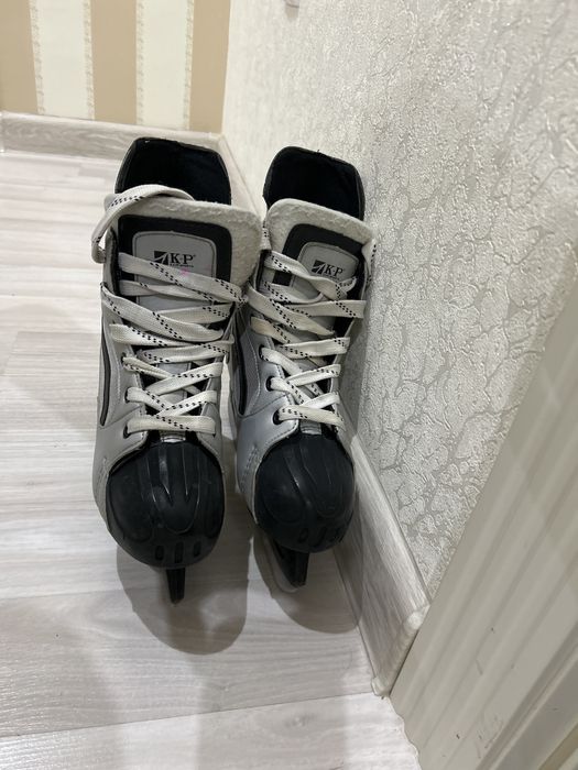 Продаю коньки дешево