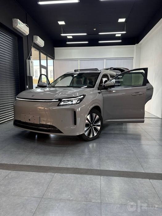 DONGFENG  E5 PLUS 2026 модель 230km Ultra Long Range РЕСТАЙЛИНГ