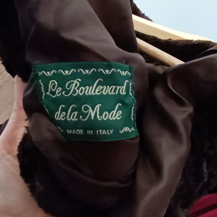 Италианско дамско палто