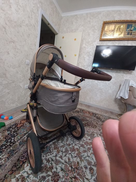 Коляска для малышейTeknum