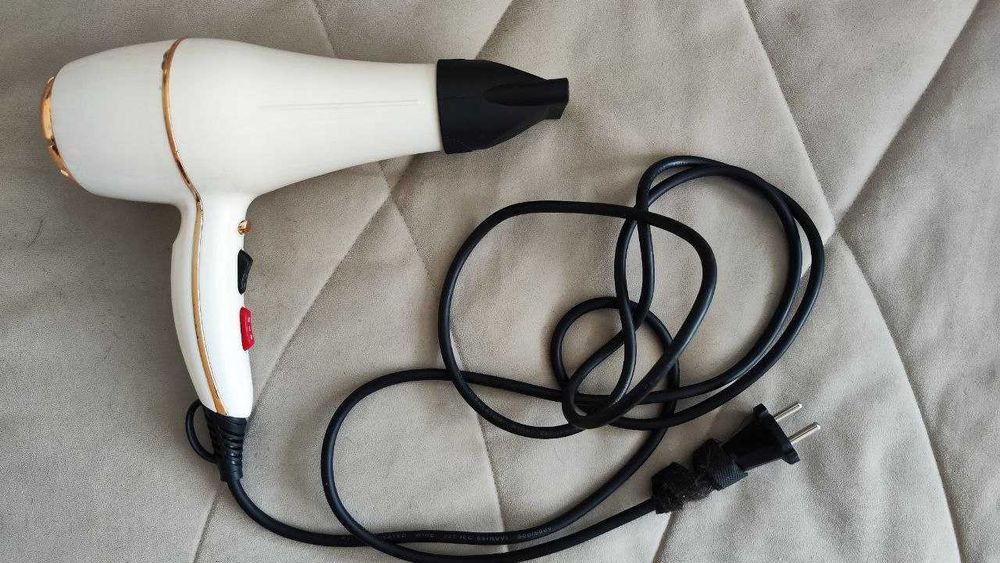 Профессиональный салонный фен 2500Вт