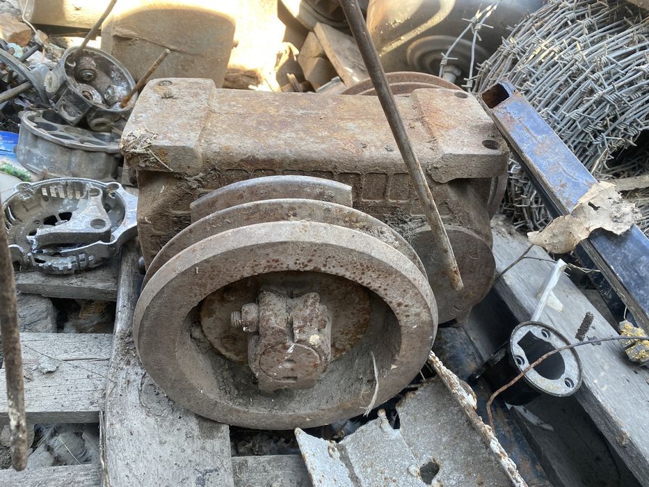 Редуктор для ротера трёхрядках для комбайна 60000