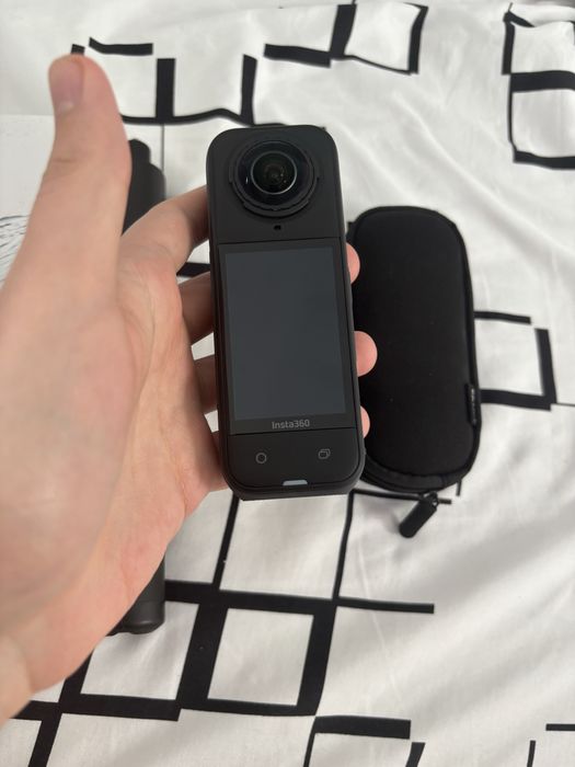 Camera insta 360 x5 ca noua