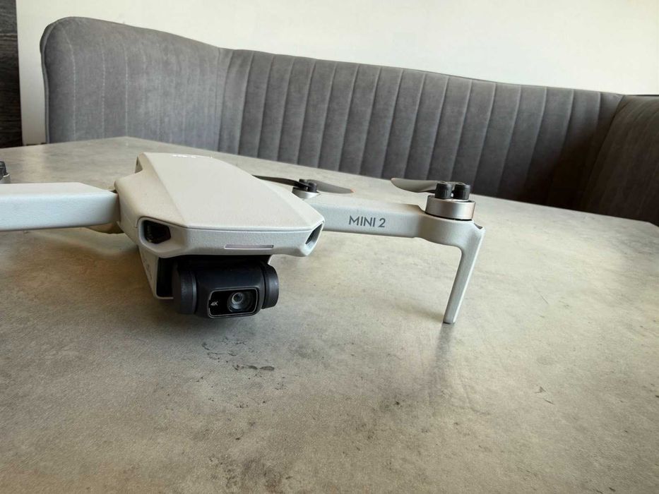Дрон DJI Mini 2 Fly More Combo - Пълен комплект