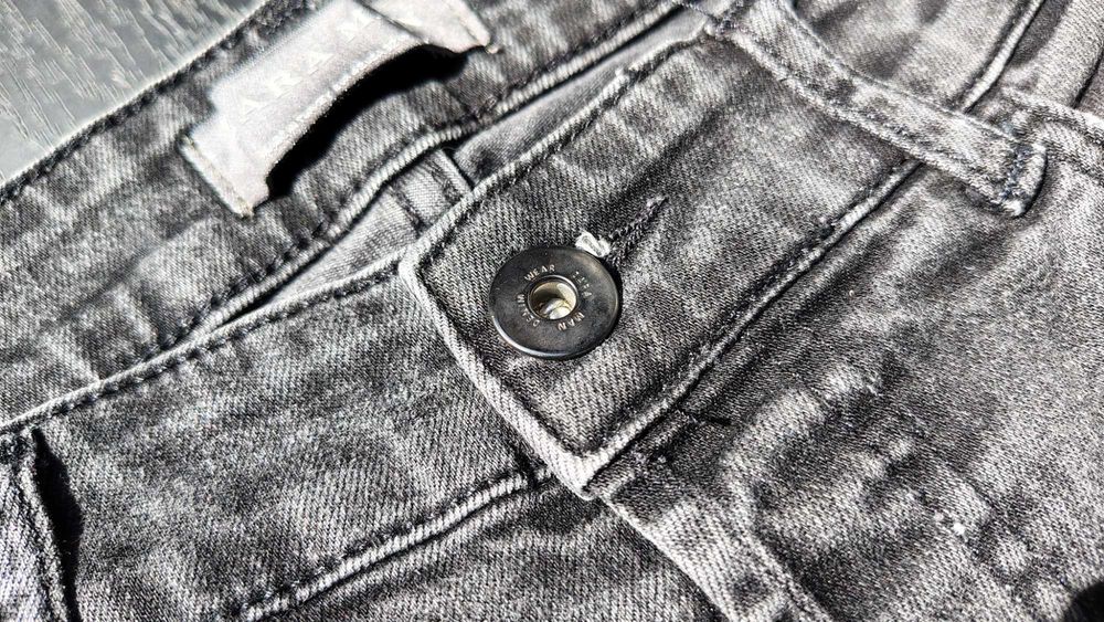 Blugi Zara Man slim fit gri charcoal marime 42