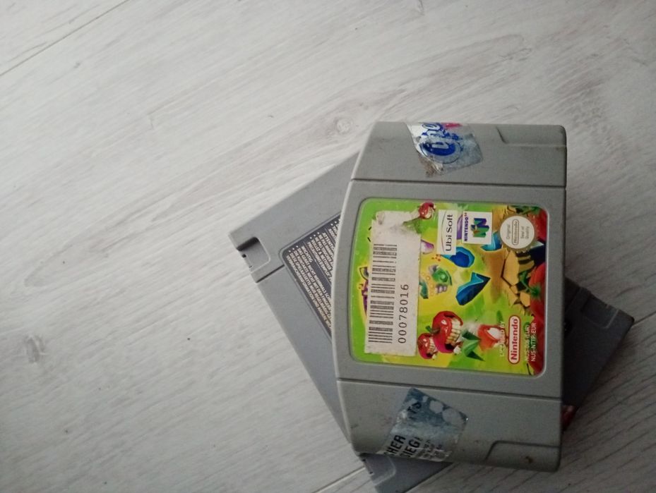 Nintendo pokemon 64