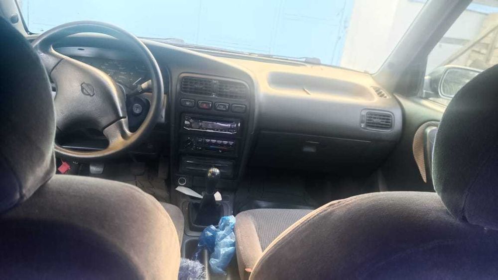 Nissan Primera 1996 г.
