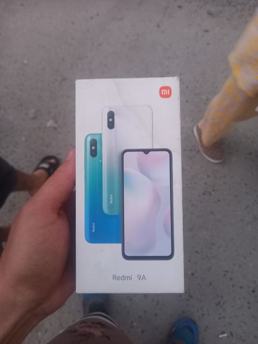 Продам телефон срочно